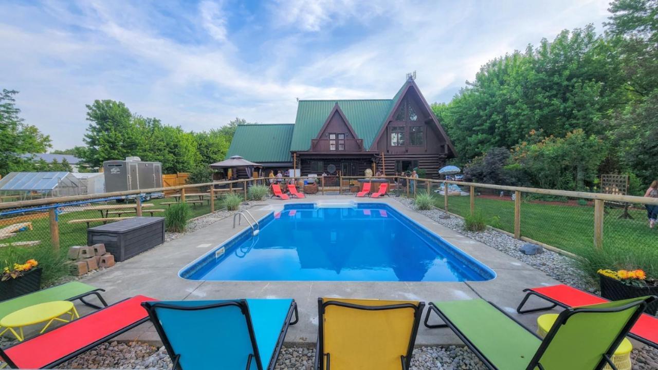 The Lodge At Lakeshore Belle River المظهر الخارجي الصورة