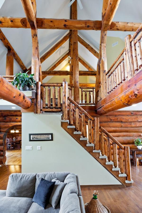 The Lodge At Lakeshore Belle River المظهر الخارجي الصورة